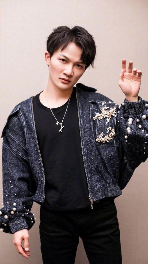 娱乐圈大爆料周深是谁,周深背后的惊人真相